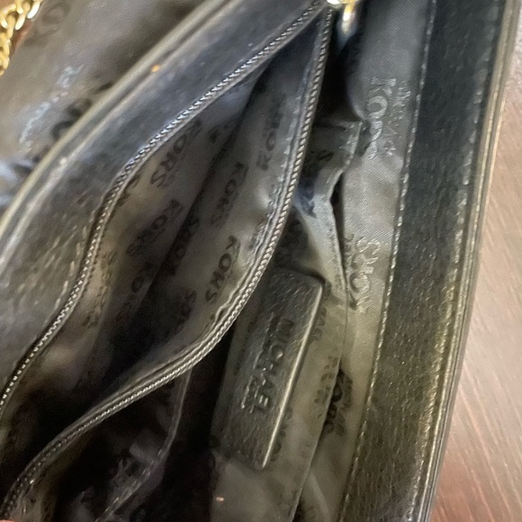 Michael KORS 3 piece bag and accessories - Picture 7 of 11